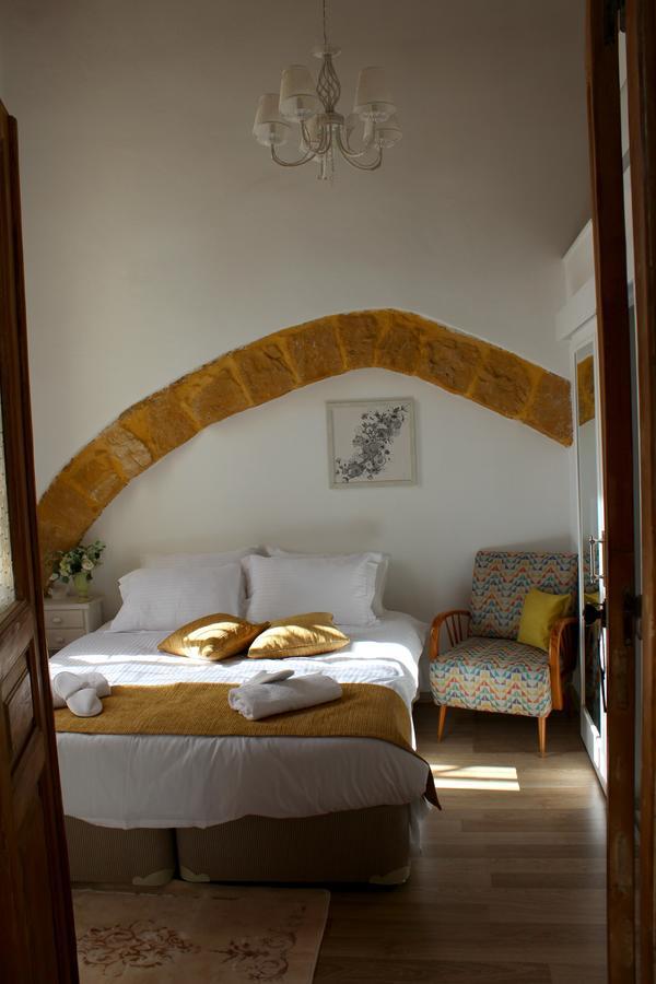 Pedieos Guest House Nikosia Bagian luar foto